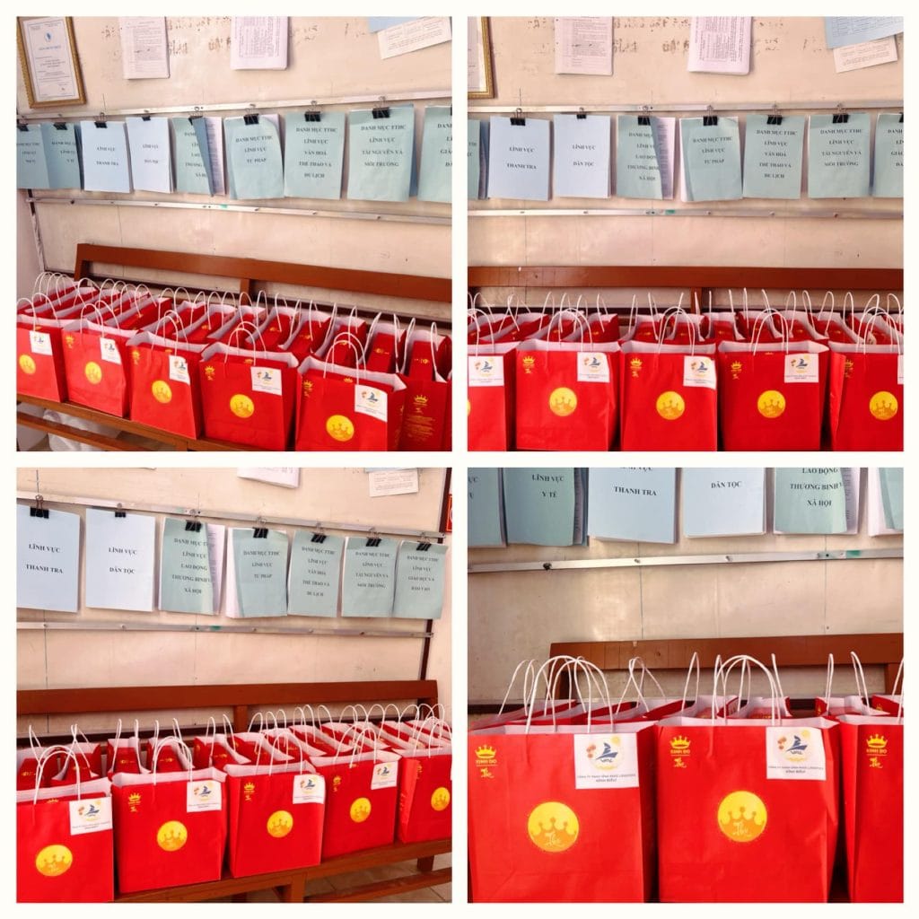 Trao quà trung thu cho trẻ em có hoàn cảnh khó khăn nhân dịp tết Trung Thu năm 2024